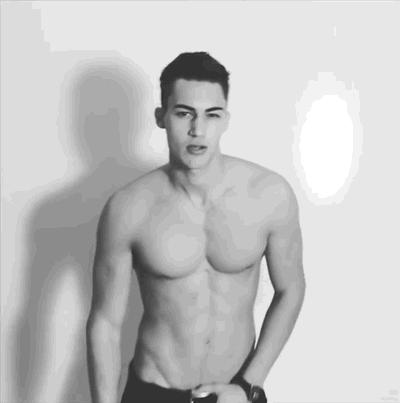 增肌粉和肌酸喝了对身体有坏处吗,蛋白粉和肌酸哪个增肌更好