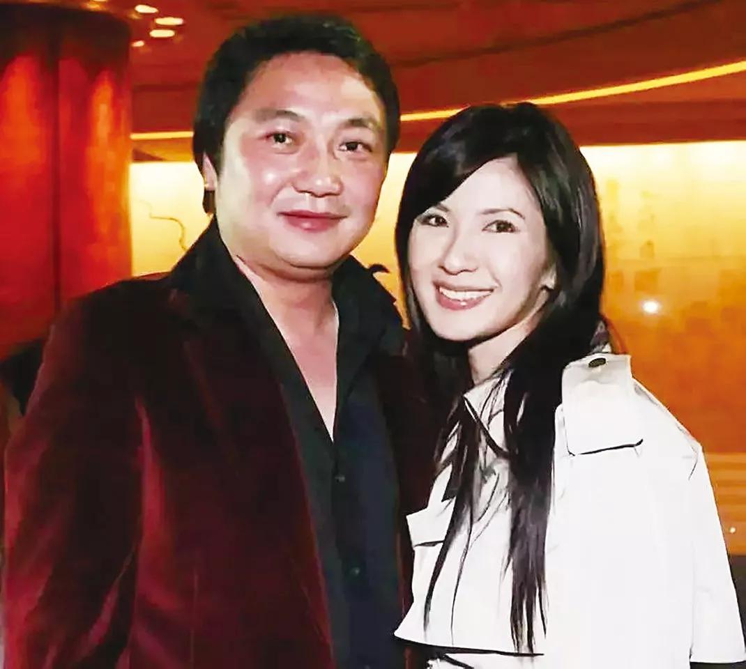 说说那些嫁给富豪的交易员、服务员、空姐、柜姐…