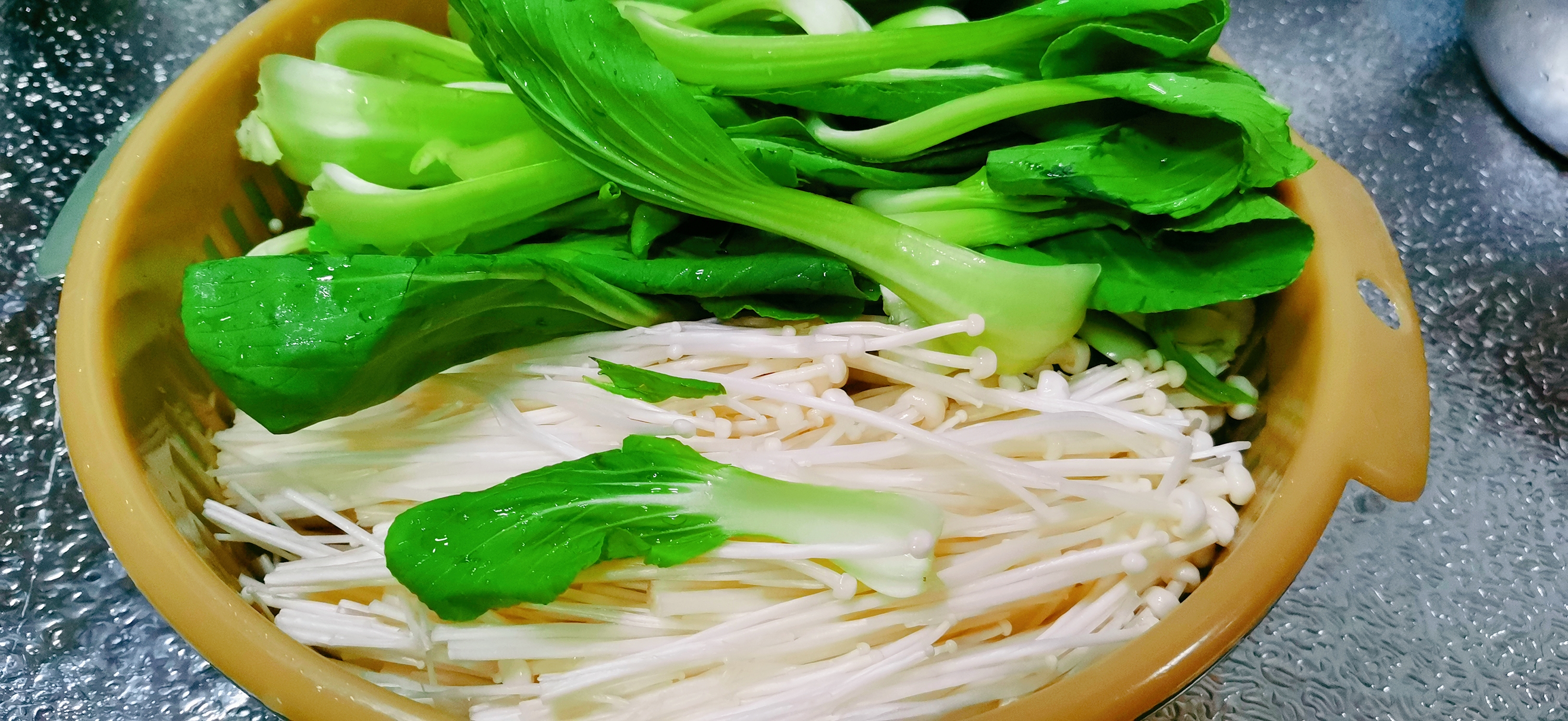 教你做麻辣香锅味道超棒,麻辣香锅在家就能做得色香味俱全