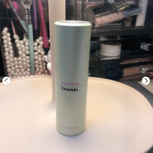 年轻的女孩子适合喷什么香水,20岁小女生香水推荐