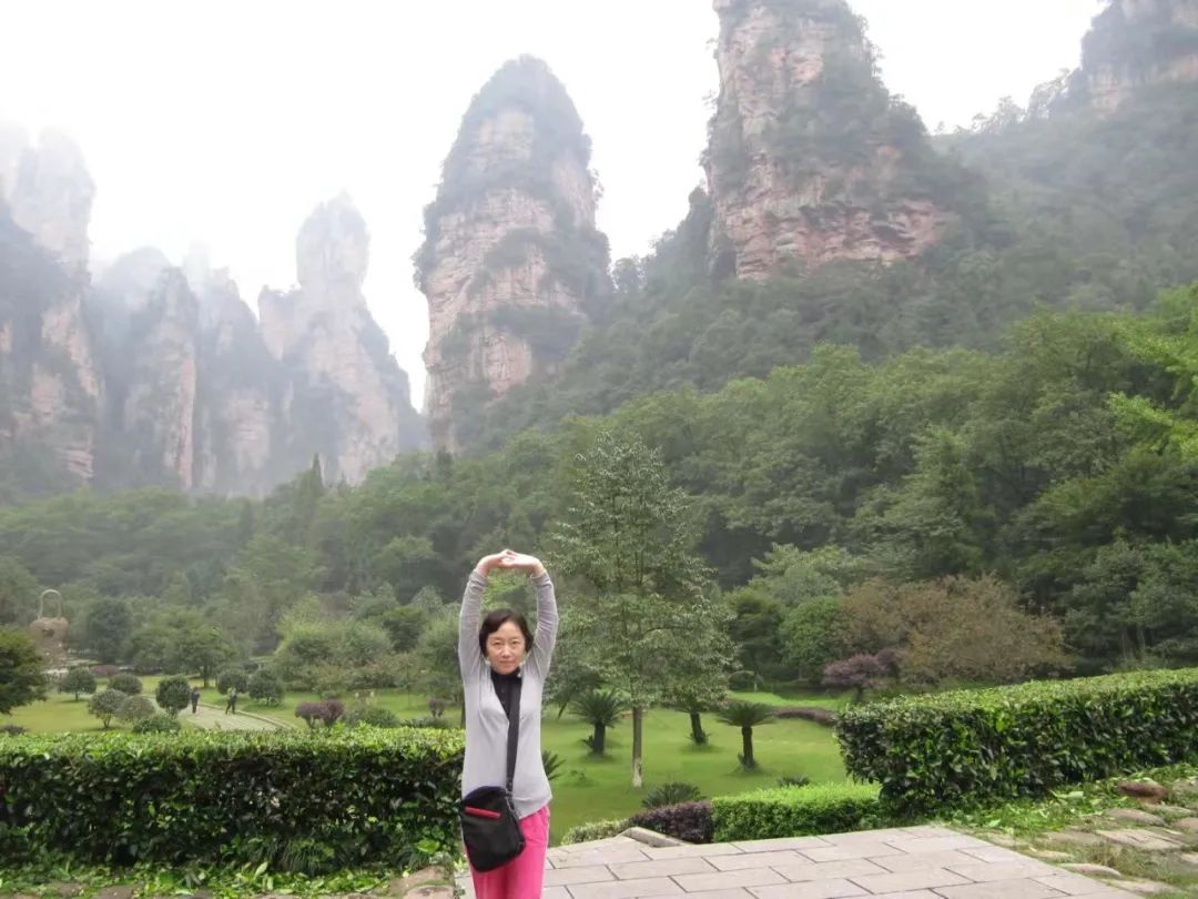 我们也是发小——张家界游记（作者娄辰）