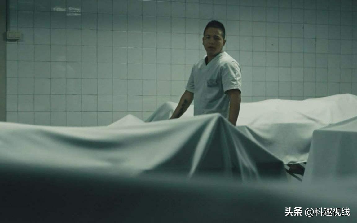 刚出生婴儿抢救无效死亡医生哭泣,刚出生的婴儿被抢救现状