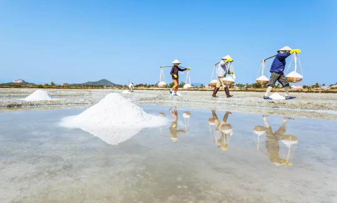 坐火车就可以出国沿途风景美爆了,坐哪些火车可以出国看风景又好玩