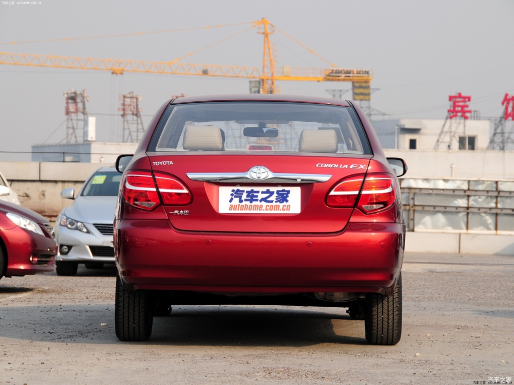 停产的丰田皇冠还保值吗,丰田花冠2011自动经典版