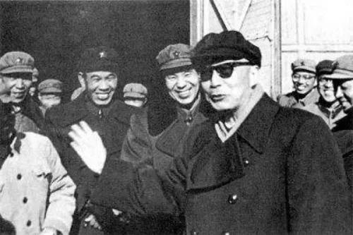 今天是他的逝世纪念日，当年正是在他的主持下，我国导弹原*弹子**事业取得举世瞩目的成功