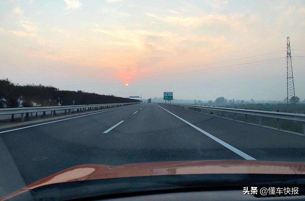 日产轩逸第14代油电混动,14代轩逸油电混动力百公里提速