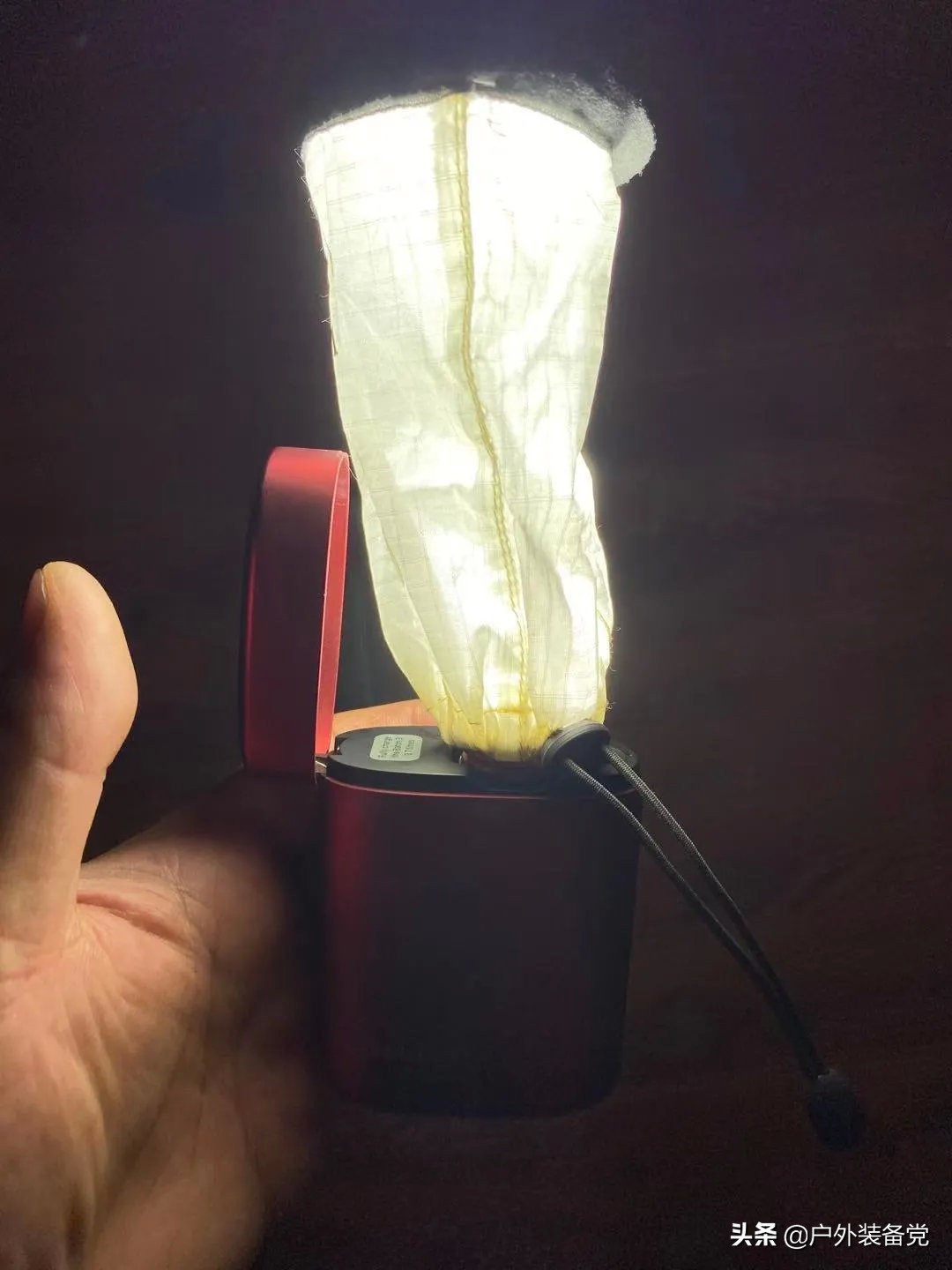 渐进式创新！无线充电手电OlightBaton3