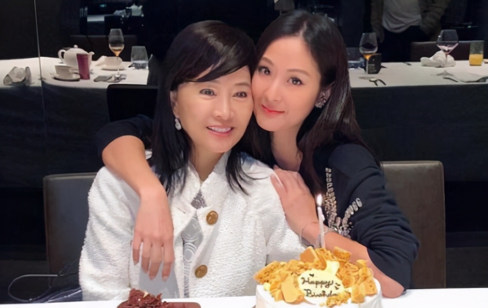 台湾大哥大掌门孙道存，女儿是薇风帮名媛，这是真实版的喜宝故事