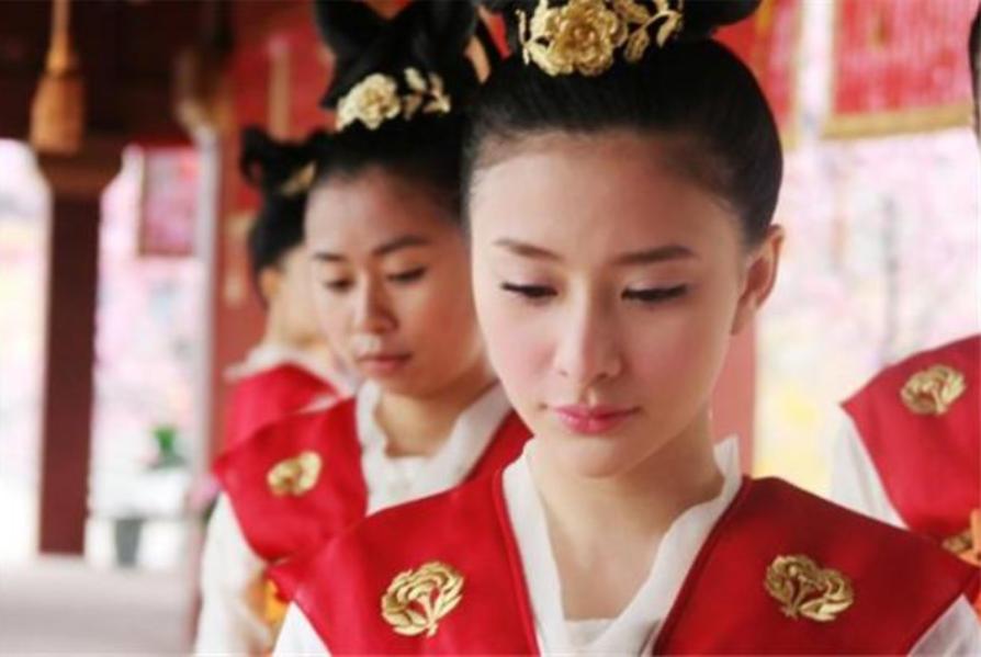 古代女子为什么要入宫选秀,古代选宫女条件