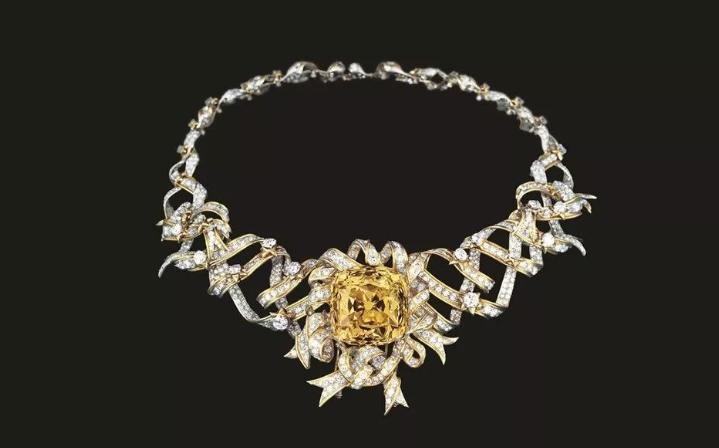 电影中真正的珠宝,鸽子蛋珠宝