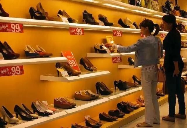 达芙妮现状,达芙妮回归现实