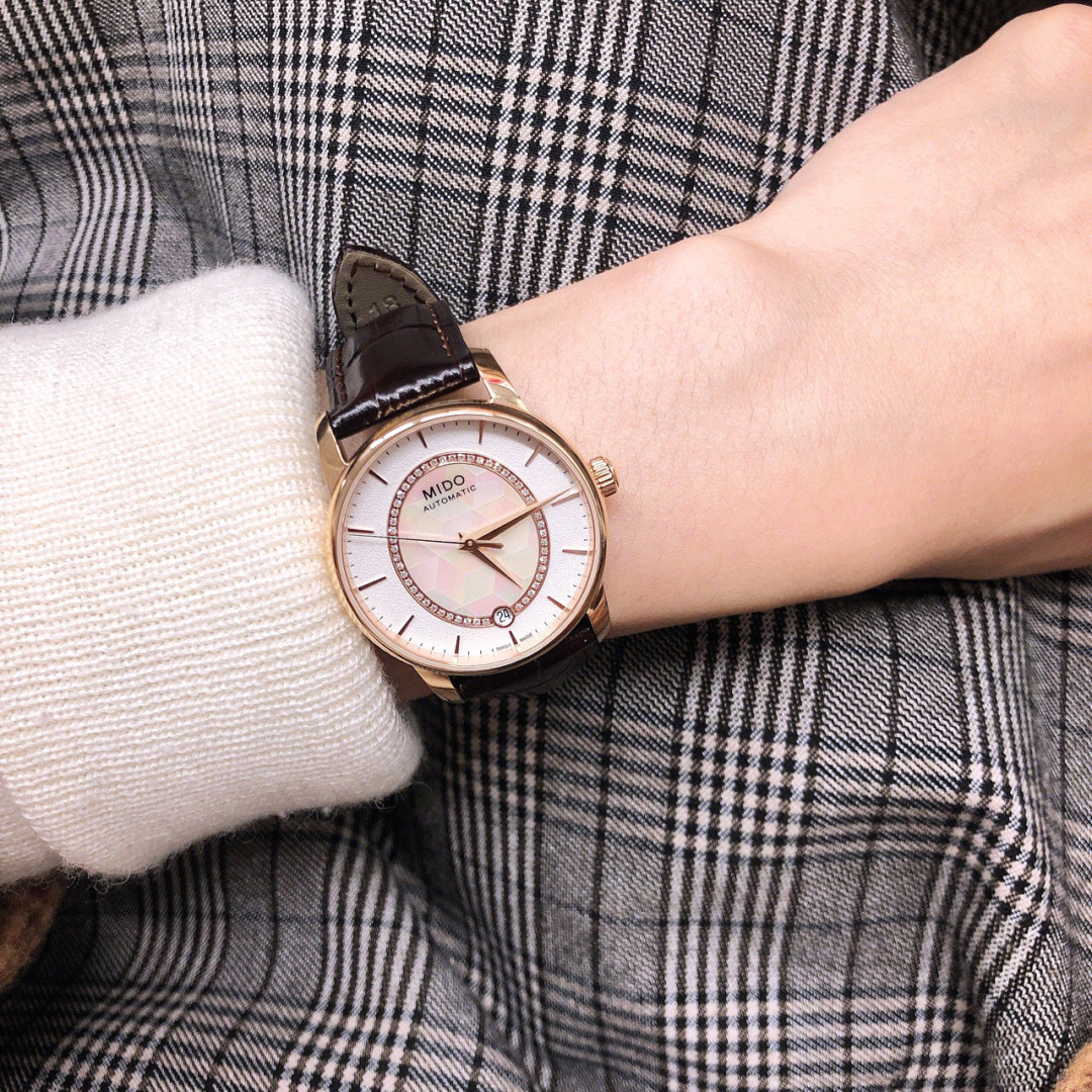 预算一万买哪些奢侈品,阿玛尼女表性价比高排行