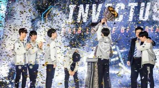 老玩家谈国内竞技最本源的问题，饭圈文化太严重，看IG就知道了