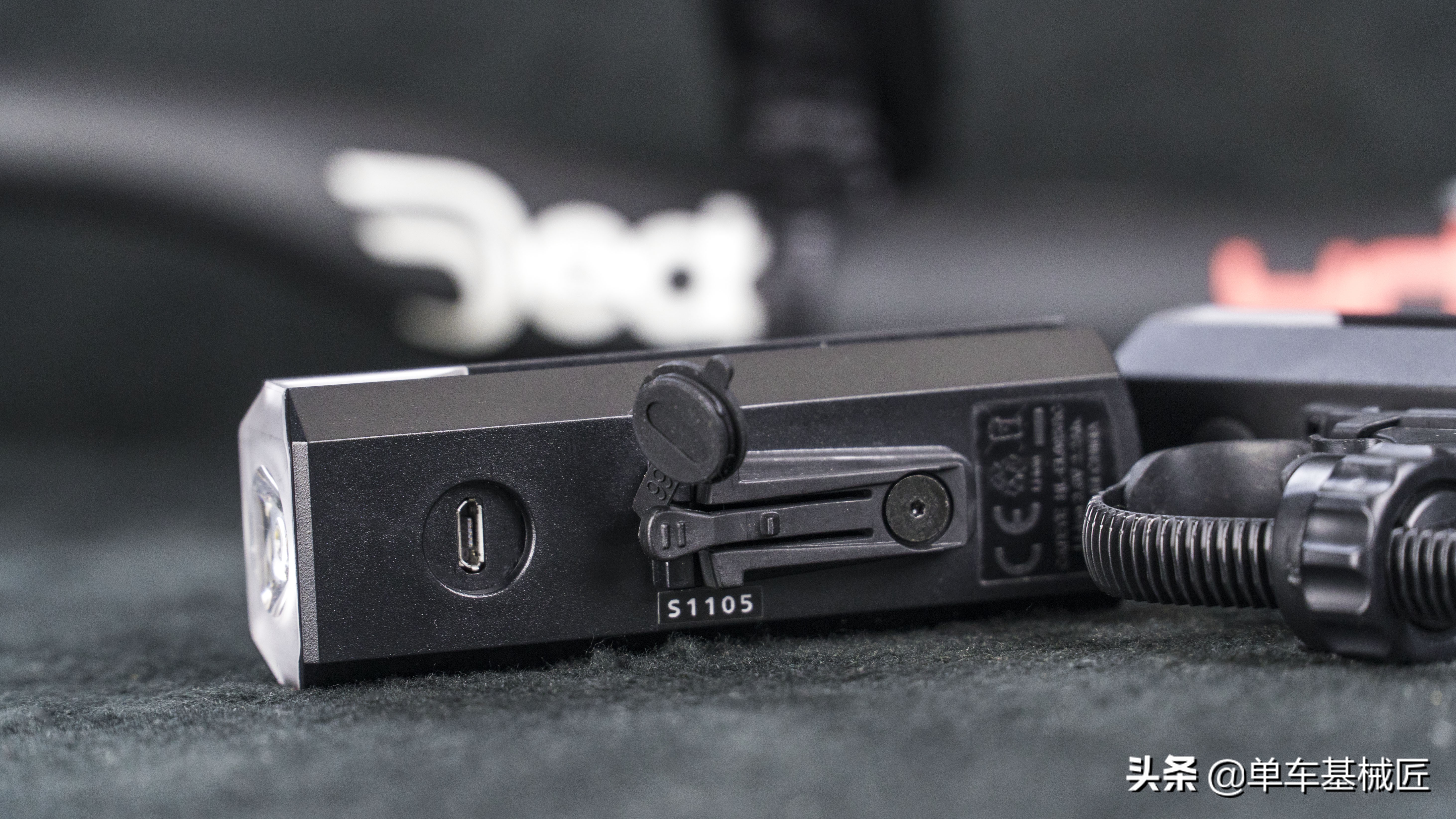 猫眼骑行灯测评,猫眼车灯好吗