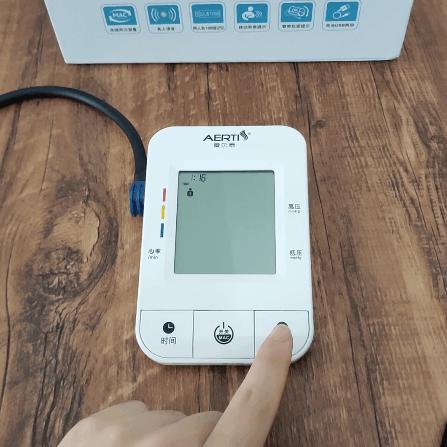 爱尔泰电子血压计正确使用方法,电子血压计真实测评