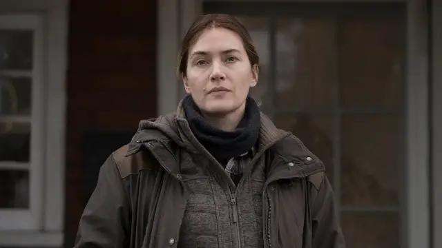 三伏天追《东城梦魇》，一定会兴味盎然，击掌称快