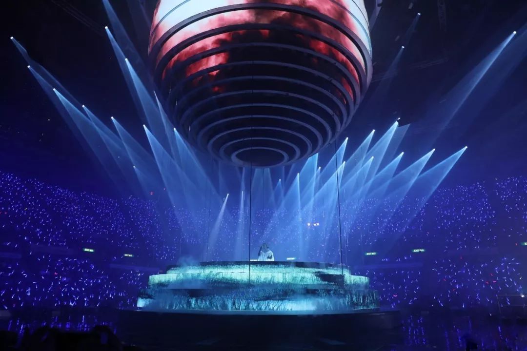 容祖儿张学友刘德华,容祖儿演唱会刘德华出场