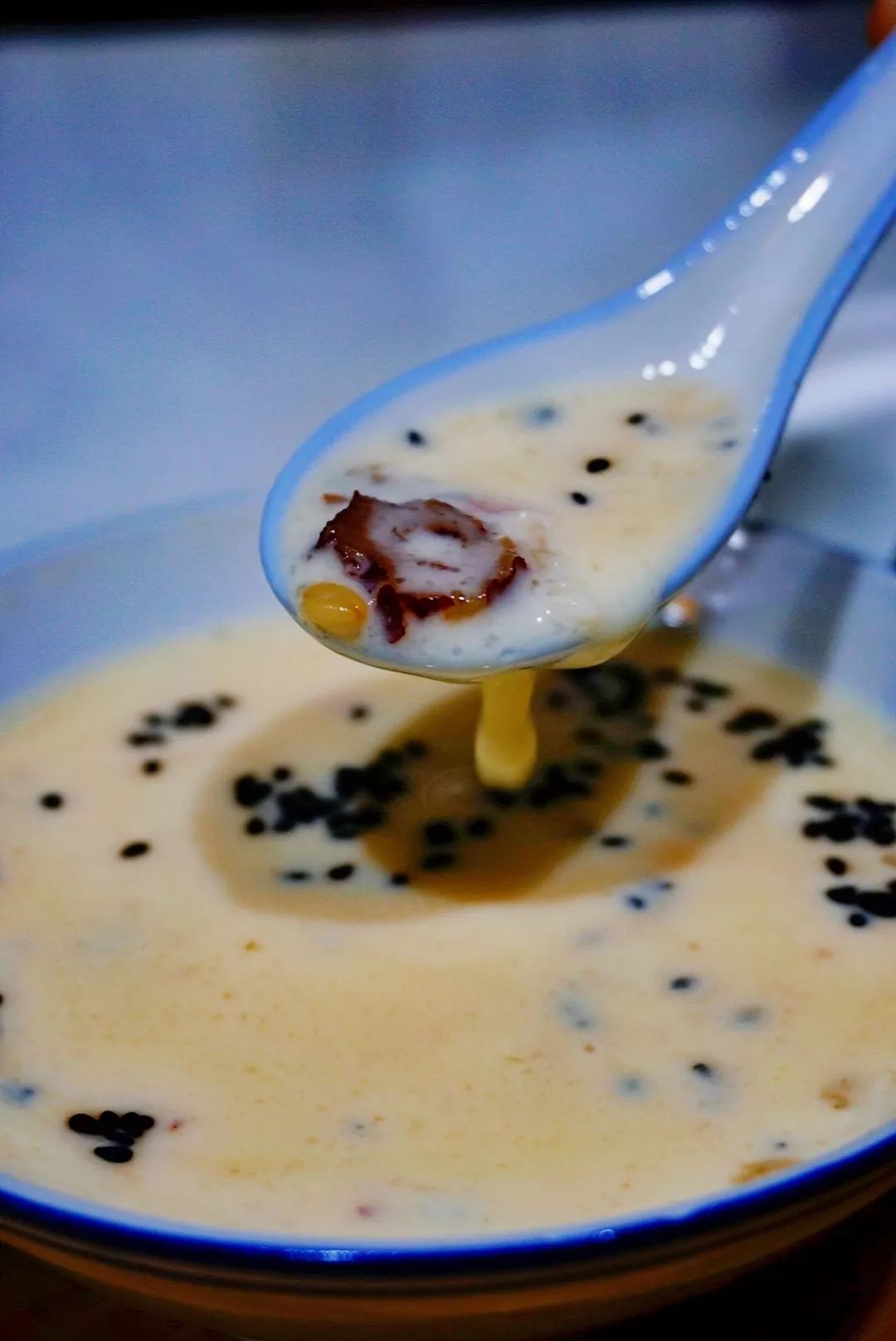 恒隆对面街店铺推荐,恒隆广场对面的甜品店