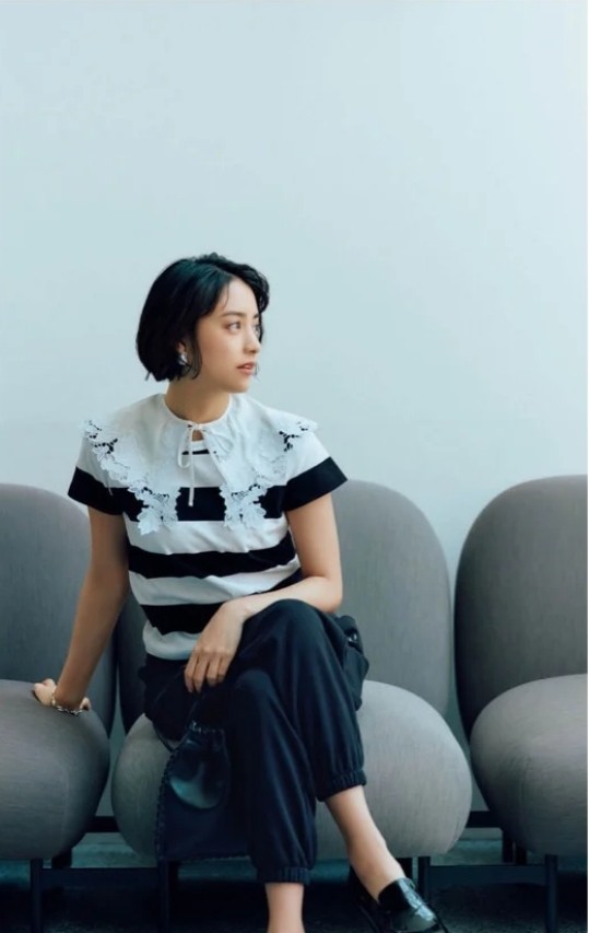 普通的条纹衫如何穿得简单又时髦,条纹衫的各种穿法