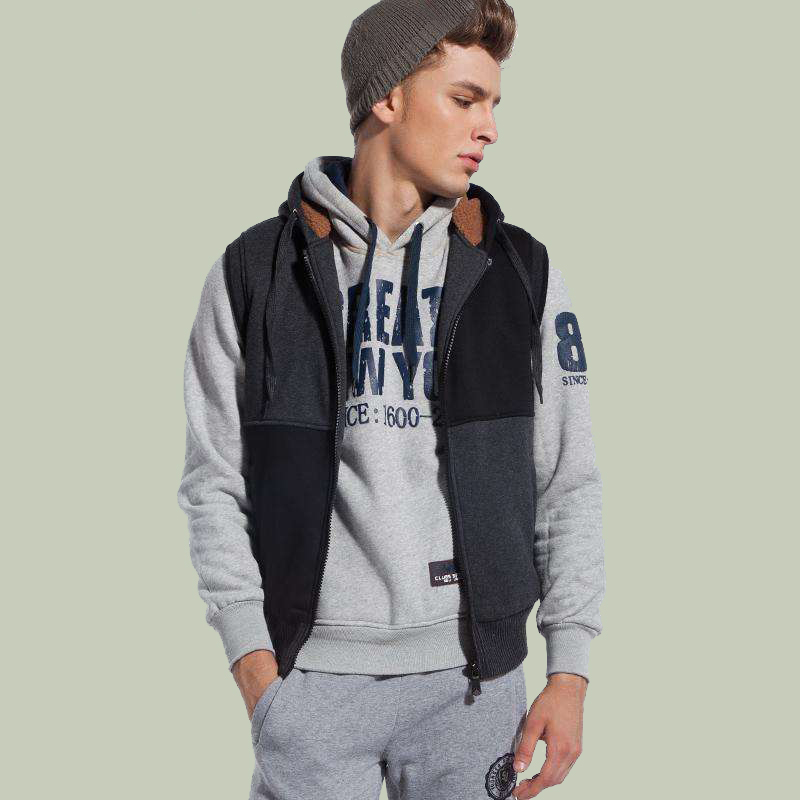 深秋穿羽绒马甲,初春马甲怎么搭配好看