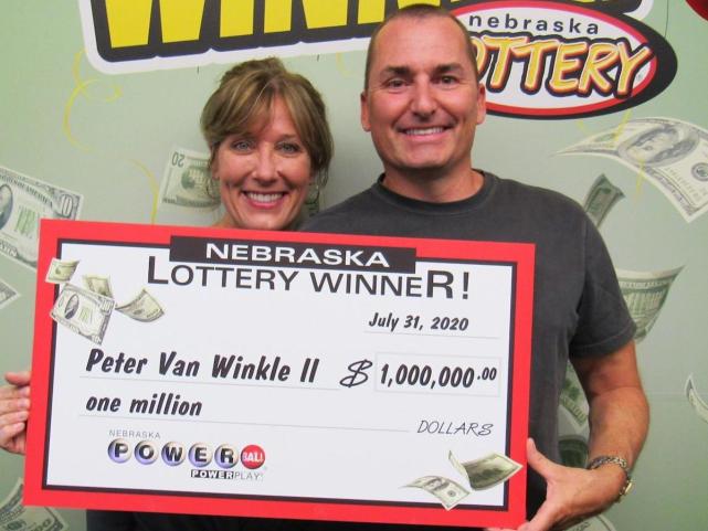 预感自己会中彩票,美国中彩票后的人生真实案例