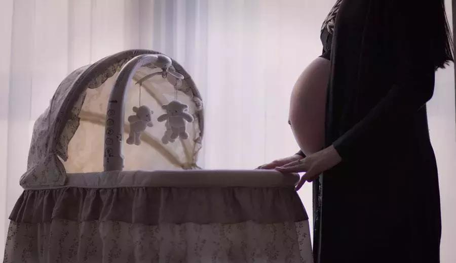 那些生完孩子的妈妈都去哪了,生孩子后没工作是什么感受