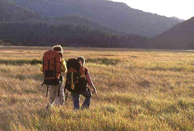 旅行者登山包,背包客选什么品牌的登山包
