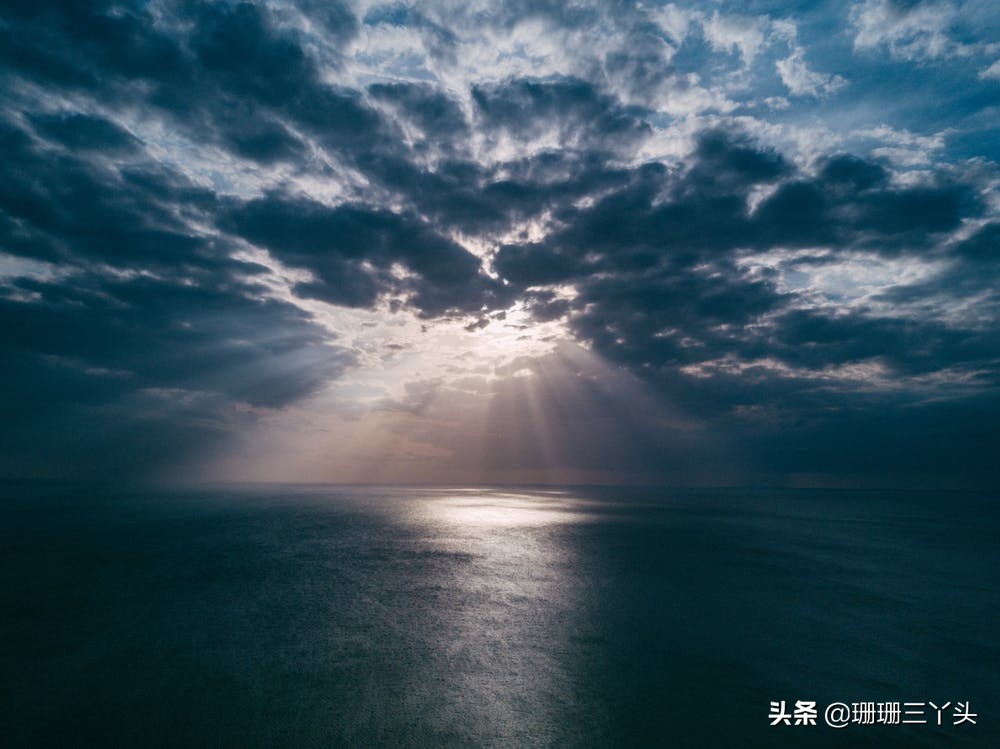 怎么拍出清晰的朝霞,逆光拍摄怎么拍出七彩霞光