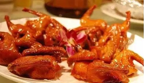 一鸽胜九鸡滋补营养,一鸽胜九鸡鸽子汤的功效都有哪些