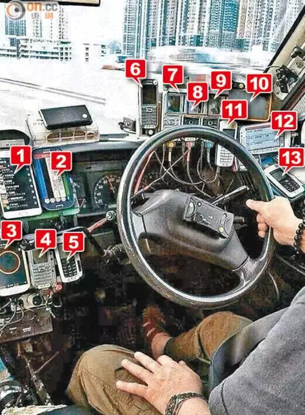 不要小瞧香港的满街老皇冠出租车，一台的士车牌够买5辆保时捷911