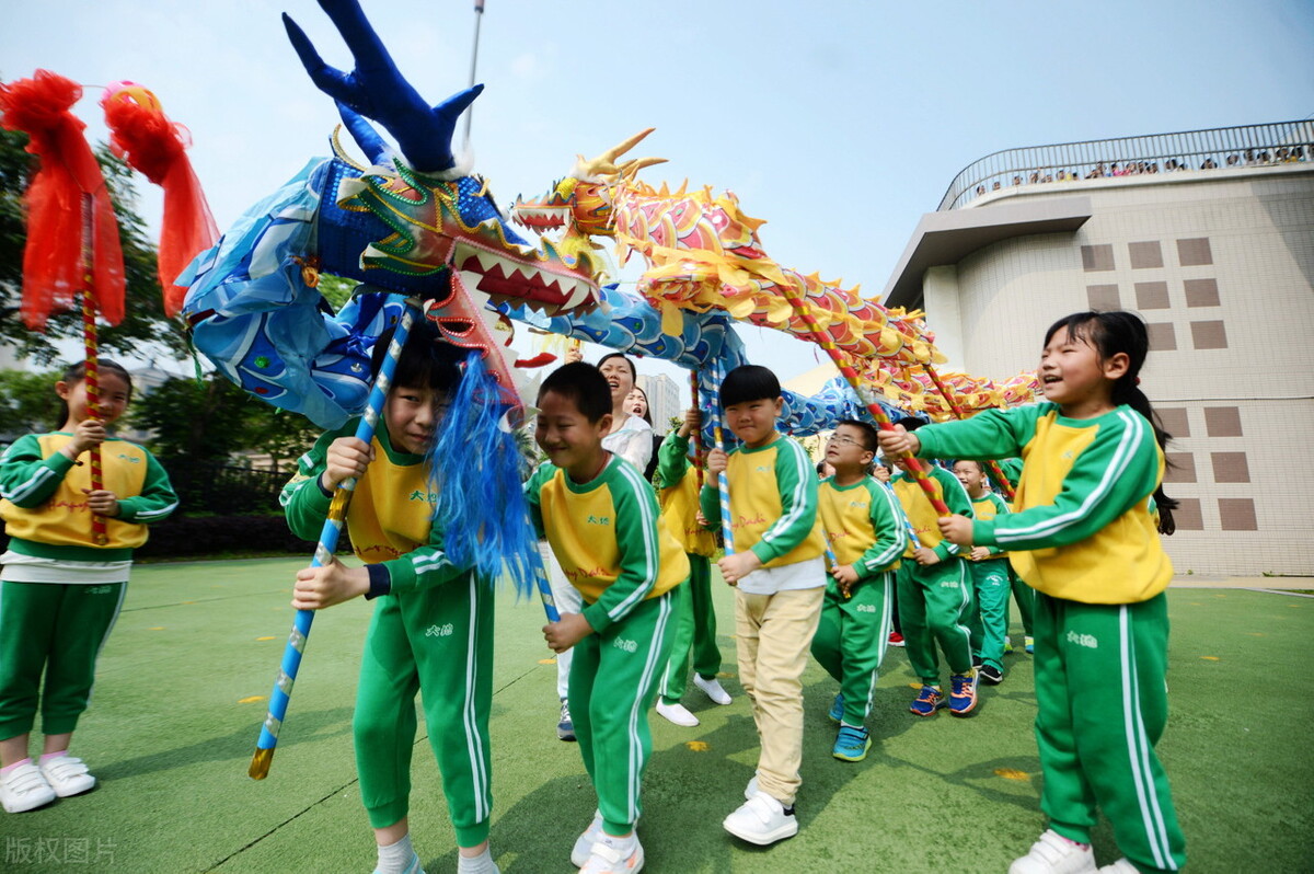 如何引导孩子玩网游,怎样让孩子远离游戏好好学习