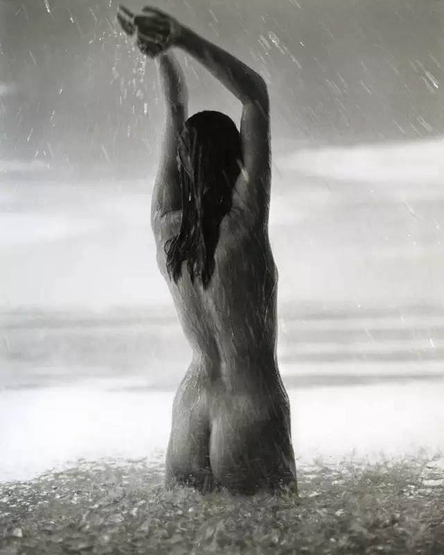 情色恰到好处，这才叫人体艺术