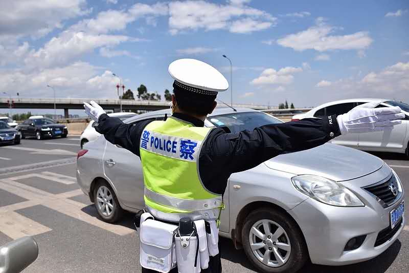 建设让人民信赖的公安铁军该从何抓起？云南公安从治“庸”上开“药方”【全国公安工作会议一年来】