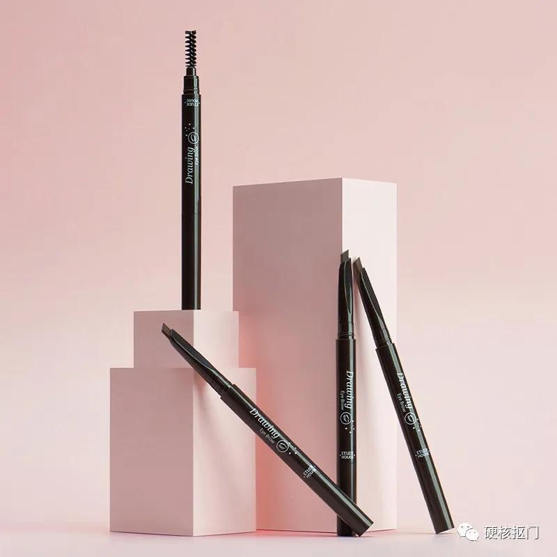 入坑的第一套彩妆推荐哪个,欧美新手彩妆推荐哪款好一点