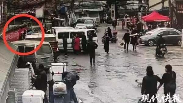 杀鱼弟打人事件判了几年,网红打死2岁小孩后续