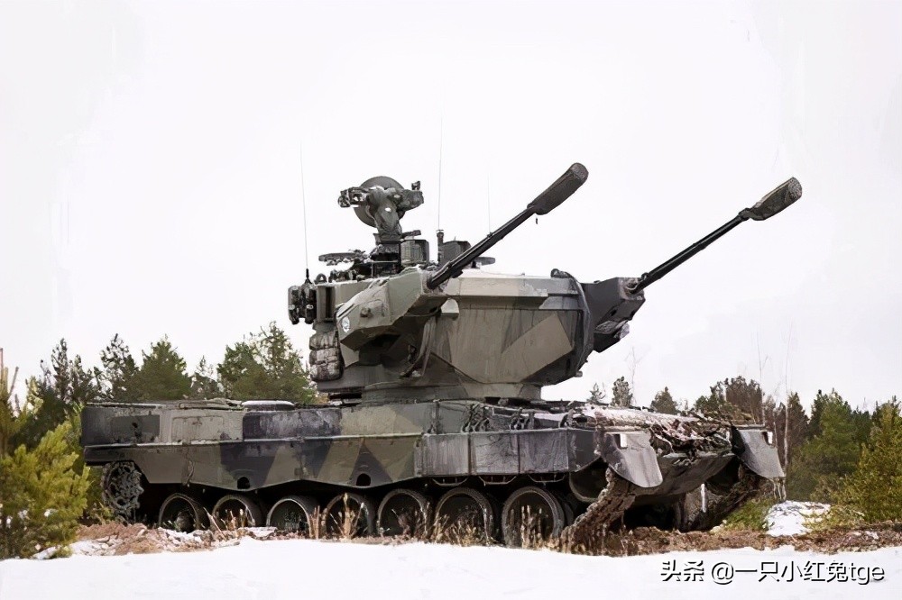 那些年给兔子整装备的西方国家「4」:瑞士