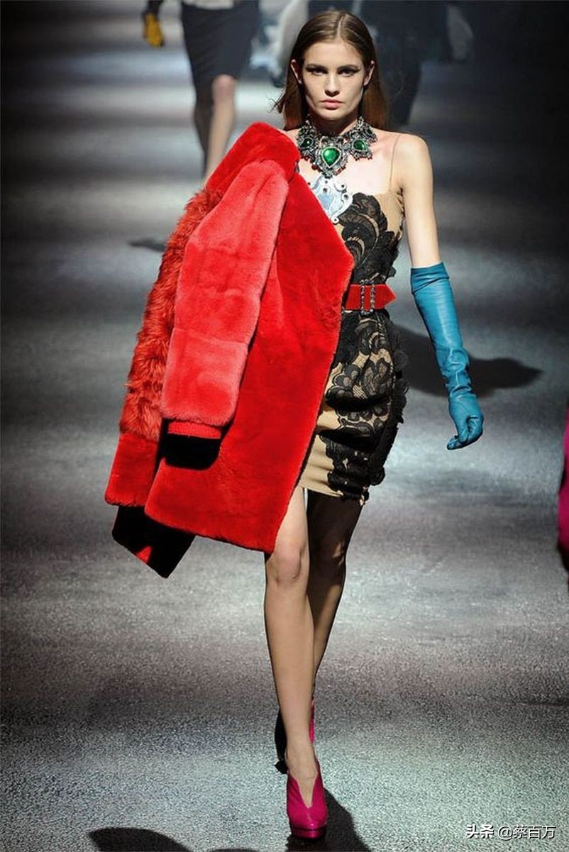 时尚界又走了一个设计师，救起浪凡反被炒鱿鱼，奉献14年逝于新冠