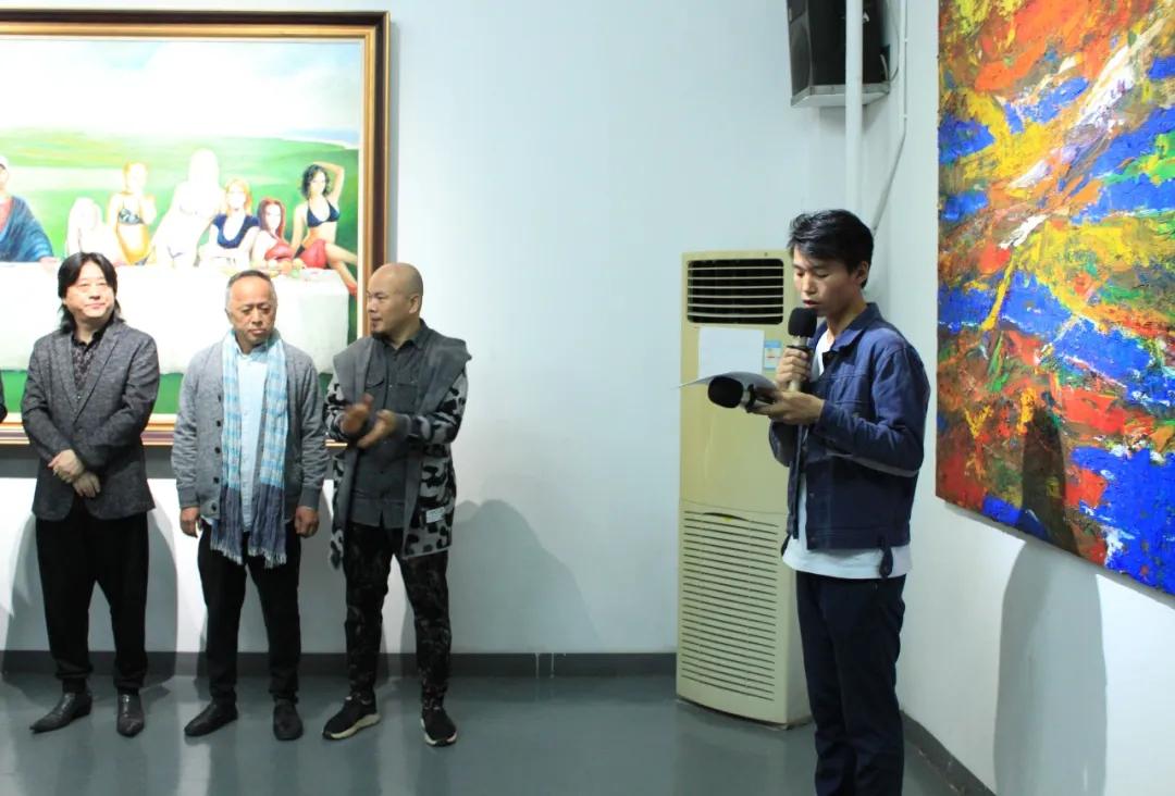 周颖超个展《蜕变》Seaandland在京开幕