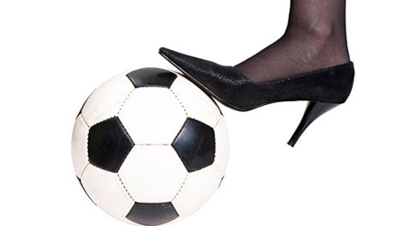 国脚教踢球,国脚中超踢不上球