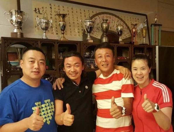 王楠抗癌,王楠一家四口近照曝光