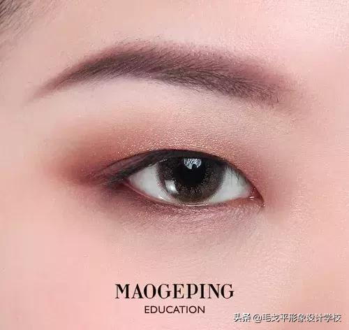 眼妆怎么画显大又干净单眼皮内双,没有内双的单眼皮怎么画眼妆