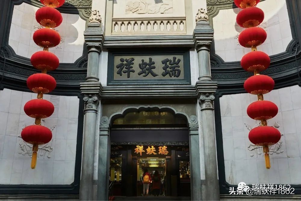 520送她一束玫瑰花,520送女朋友的旗袍