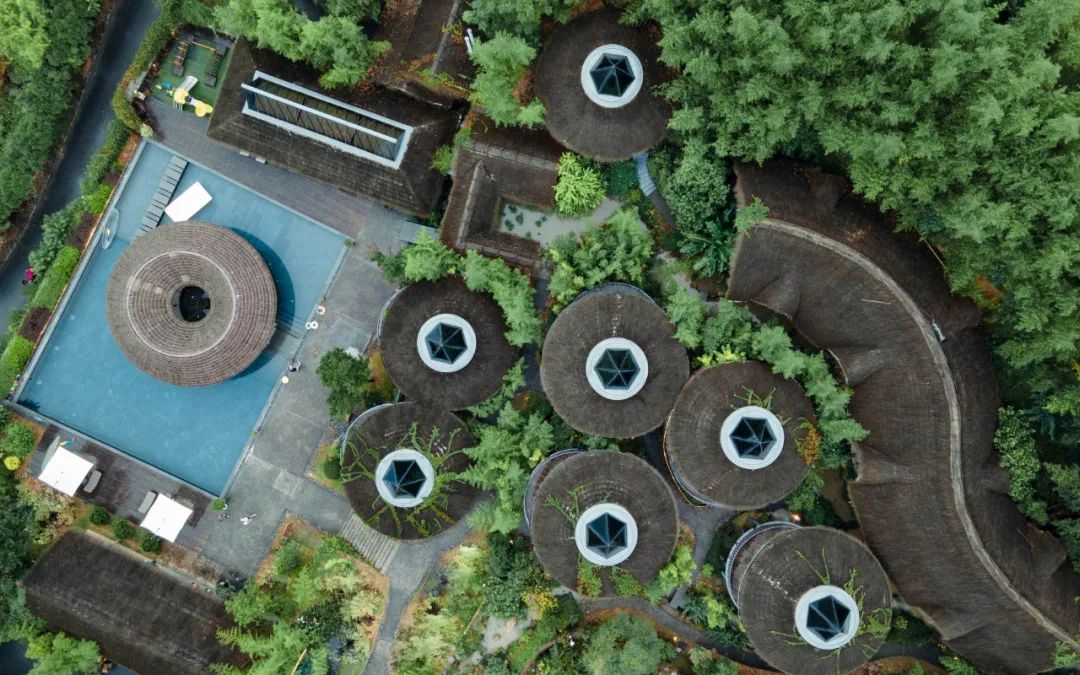 巴厘岛绿野仙踪,巴厘岛住进星空顶梦幻蘑菇屋