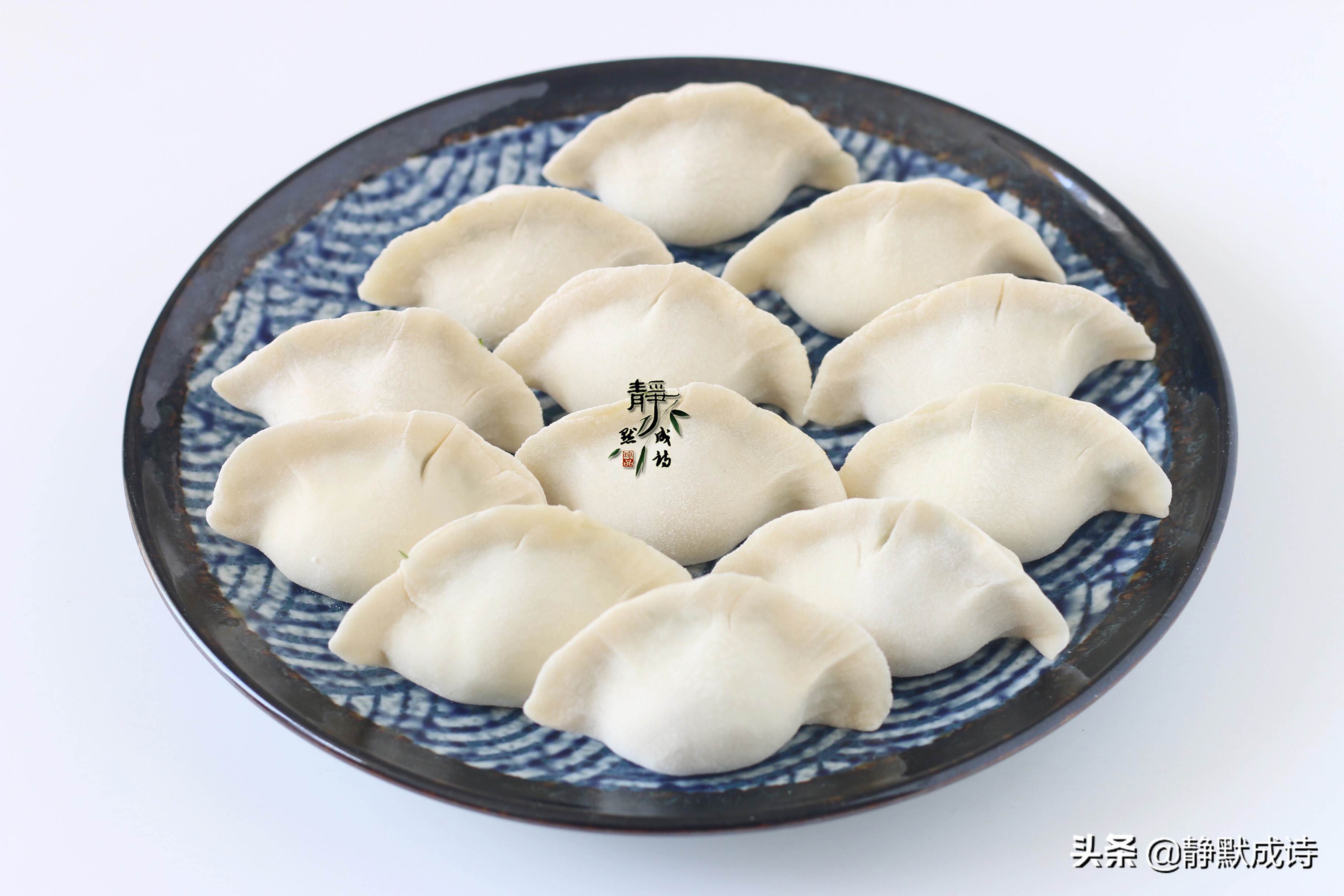 春天啥菜包饺子好吃,此菜软糯q弹