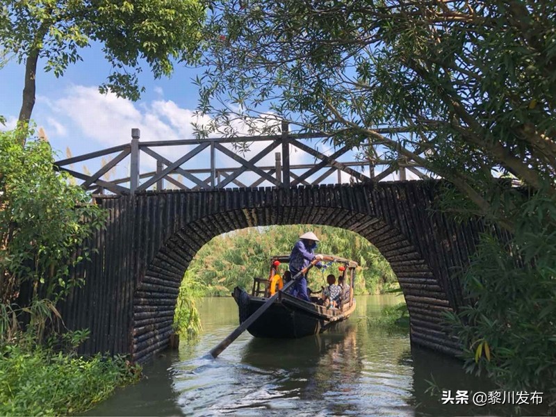 常熟沙家浜景区古人雕塑,常熟地图全图大图沙家浜