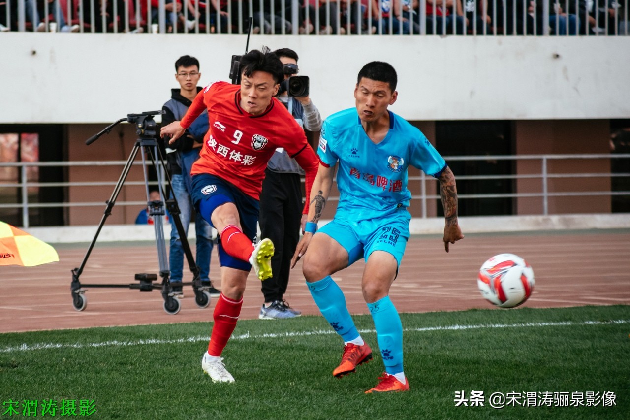 他有意识，脚下的控球和突破技术，任意球出色，左脚打门力量奇大