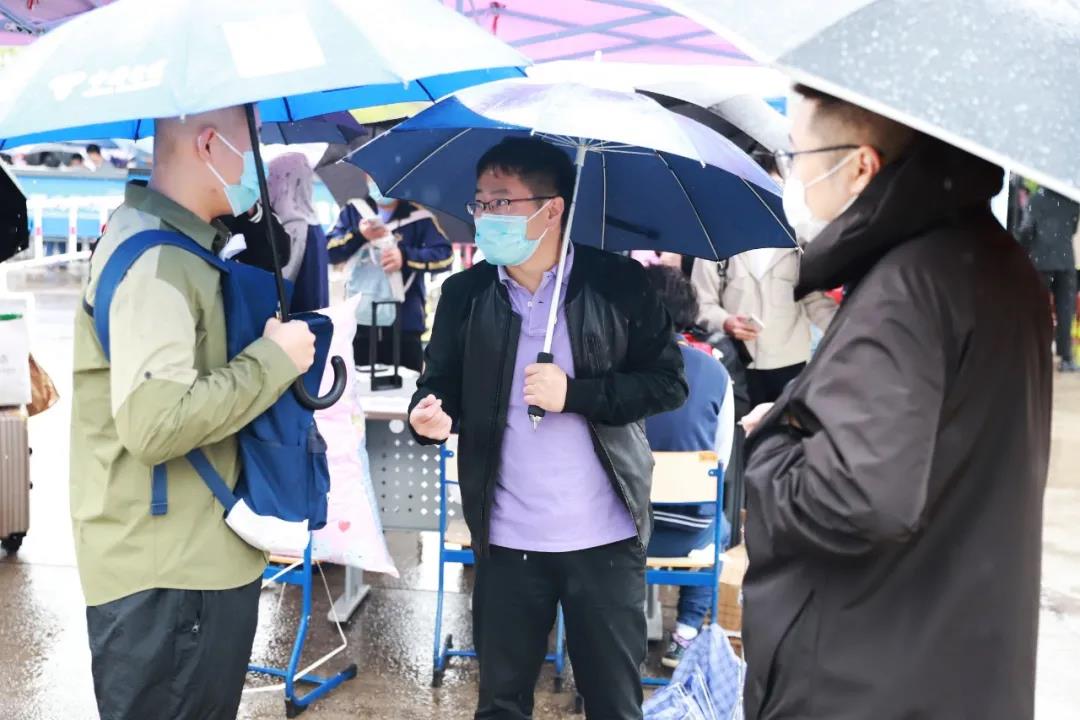 天津交通职业学院导览,天津交通职业学院的一天