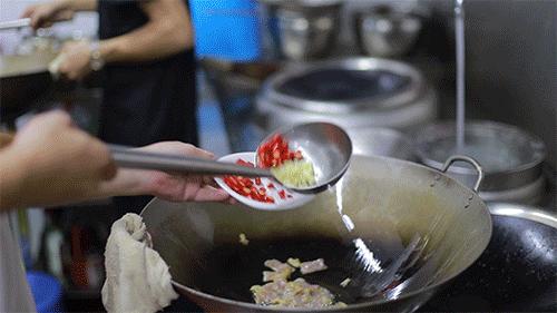 鄱阳湖腊肉炒藜蒿,炒腊肉的野菜大全