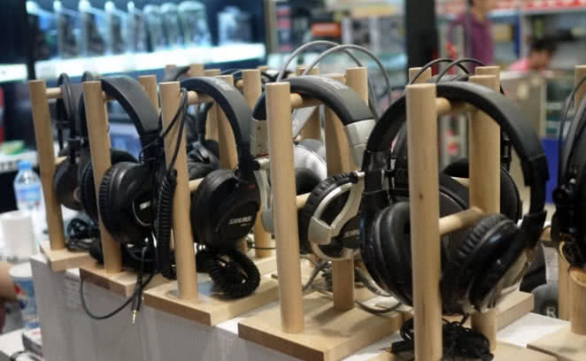 苹果有线耳机音质属什么级别,苹果手机自带耳机算什么级别