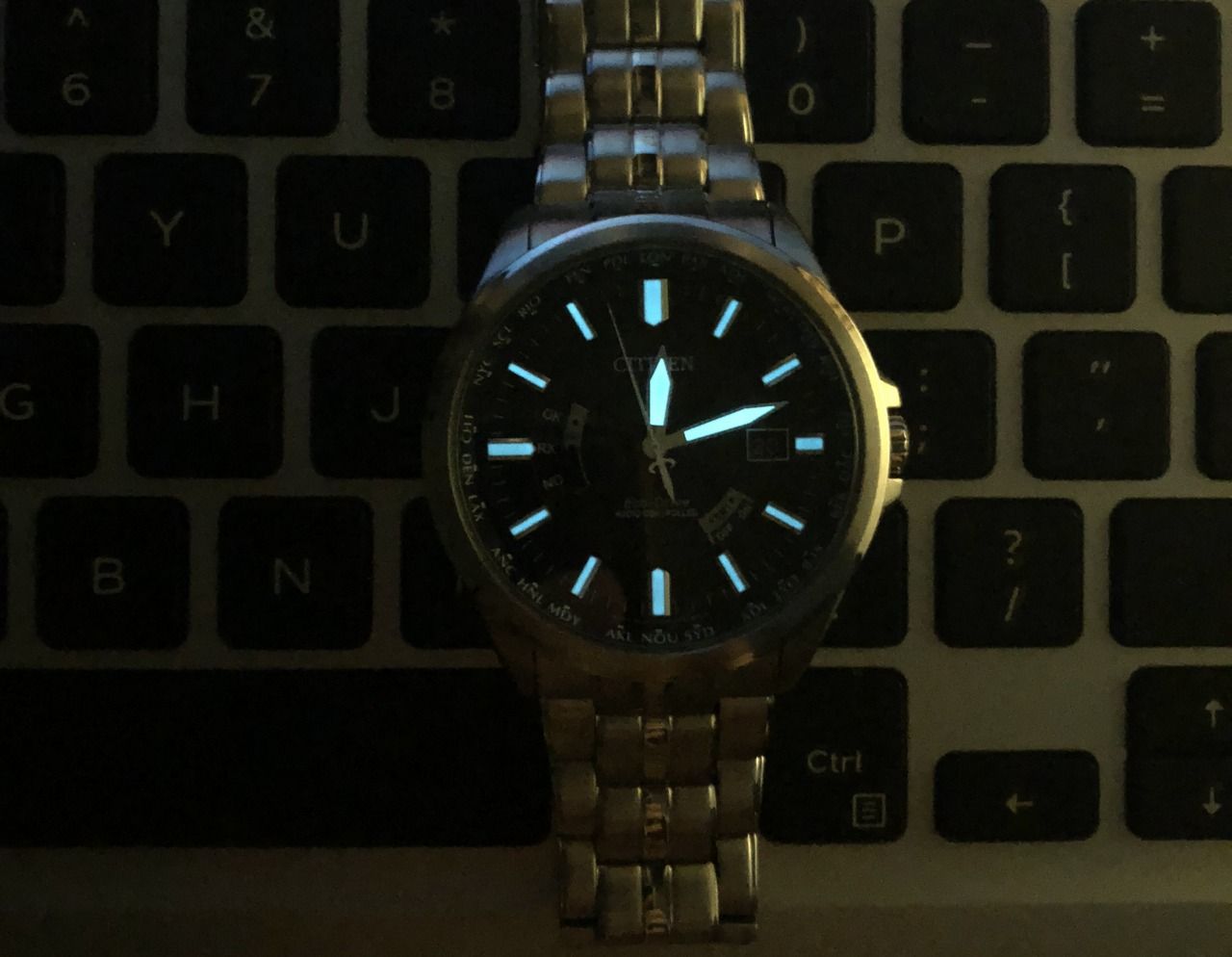 光动能手表卡西欧好还是西铁城好,卡西欧和西铁城光动能手表哪个好